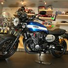 XJR1300 IN SHOWROOM